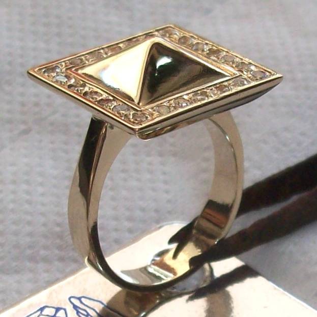 Anillos